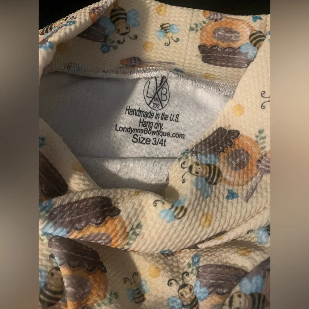 Bee-Themed Kids Bow and Diaper Cover Set